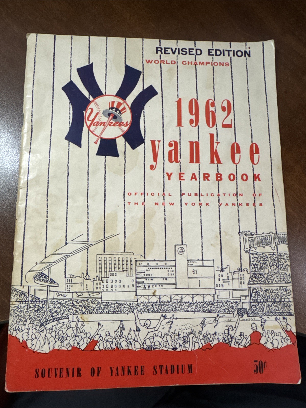 1962 WORLD CHAMPION NEW YORK YANKEES REVISED YEARBOOK-MARIS,MANTLE, BERRA, FORD.
