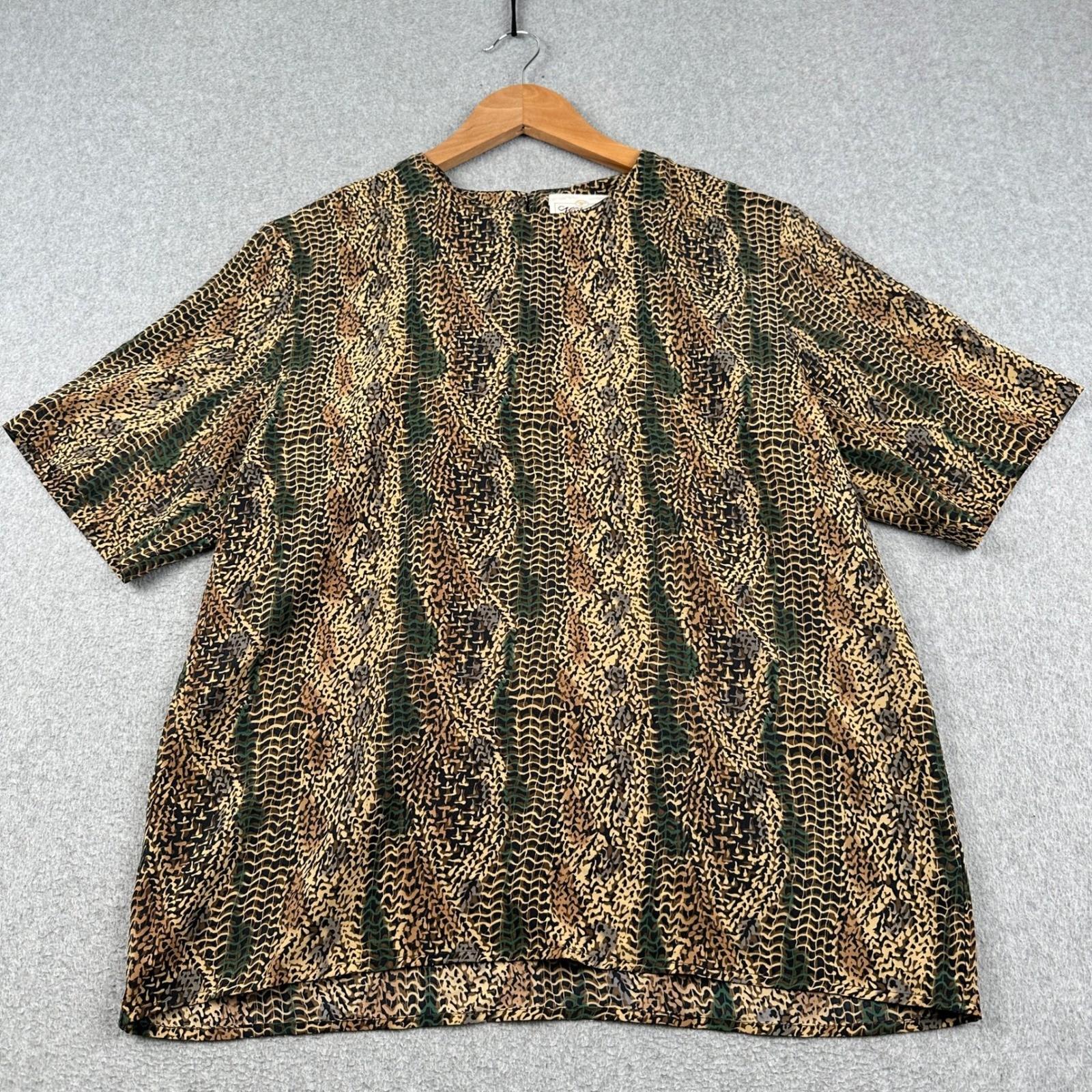 Vintage 80s 90s Worthington Blouse Womens Medium Animal Print Brown Short Sleeve