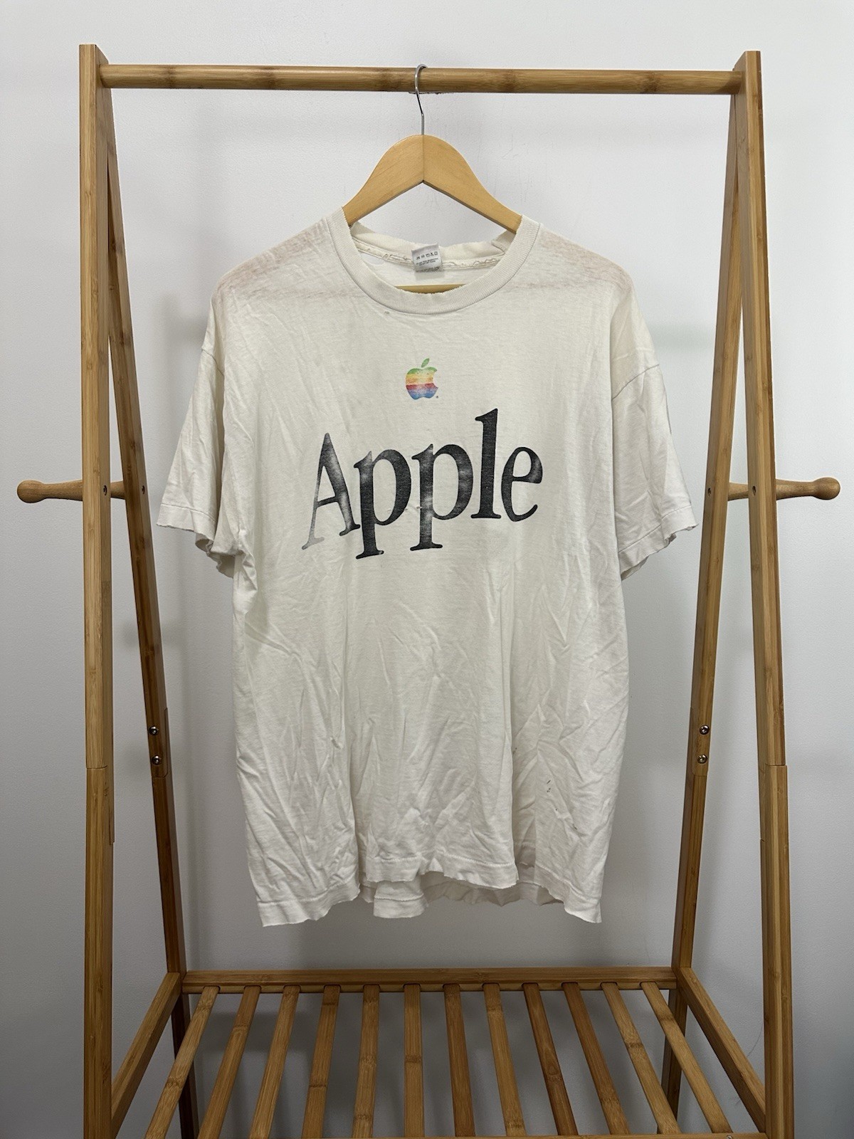 VTG 90s Apple Mackintosh Thrashed Worn Threadbare Tech Silicon Valley T-Shirt XL VTG 90s Apple Mackintosh Thrashed Worn Threadbare Tech Silicon Valley T-Shirt XL
