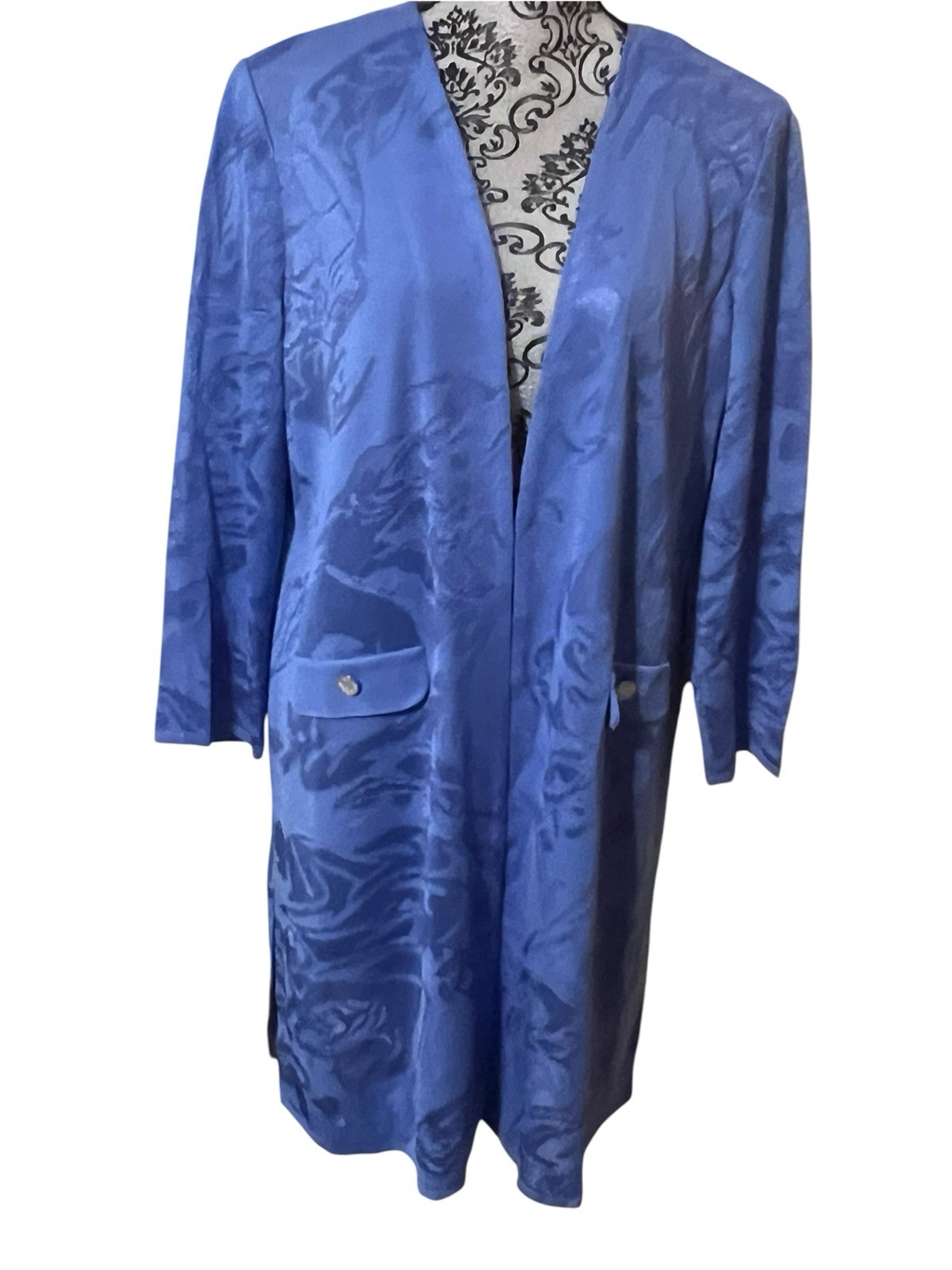 Misook Women’s Large Knit Cardigan Sweater Blue Floral V-Neck Faux Pockets NWT Misook Women’s Large Knit Cardigan Sweater Blue Floral V-Neck Faux Pockets NWT
