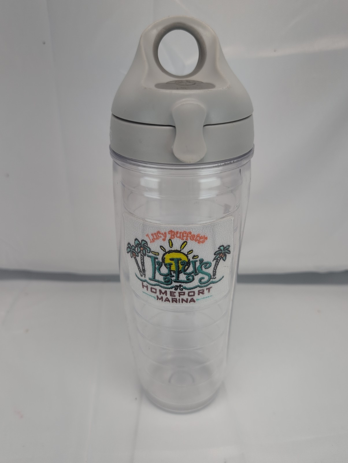 Tervis Lulu\'s Lucy Buffets 700Ml Water Bottle Flip Top Lid Tervis Lulu\'s Lucy Buffets 700Ml Water Bottle Flip Top Lid