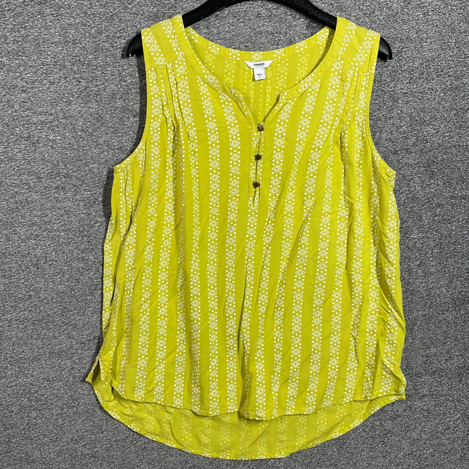 Sonoma Goods for Life Blouse Large Yellow Geometric Stripe Sleeveless Rayon Sonoma Goods for Life Blouse Large Yellow Geometric Stripe Sleeveless Rayon