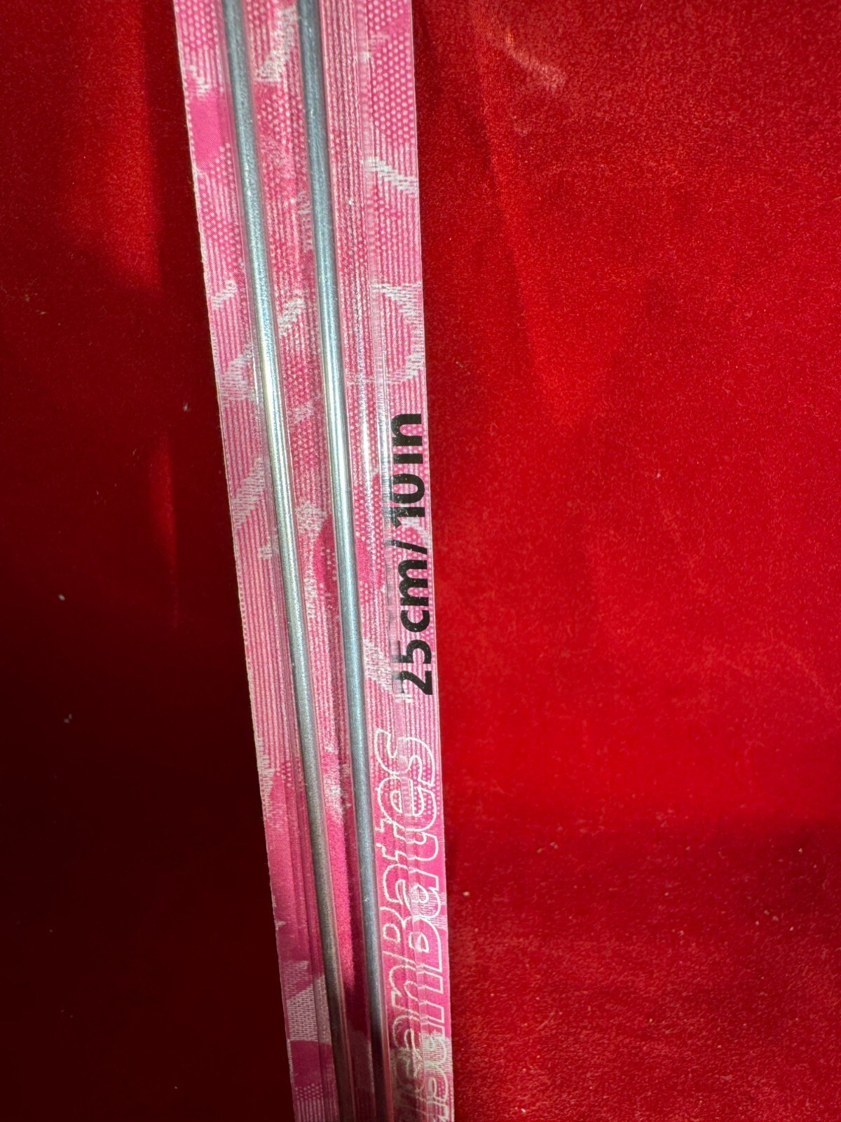 Susan Bates Silvalume 2.75mm 2 US Knitting Needles                         64-57