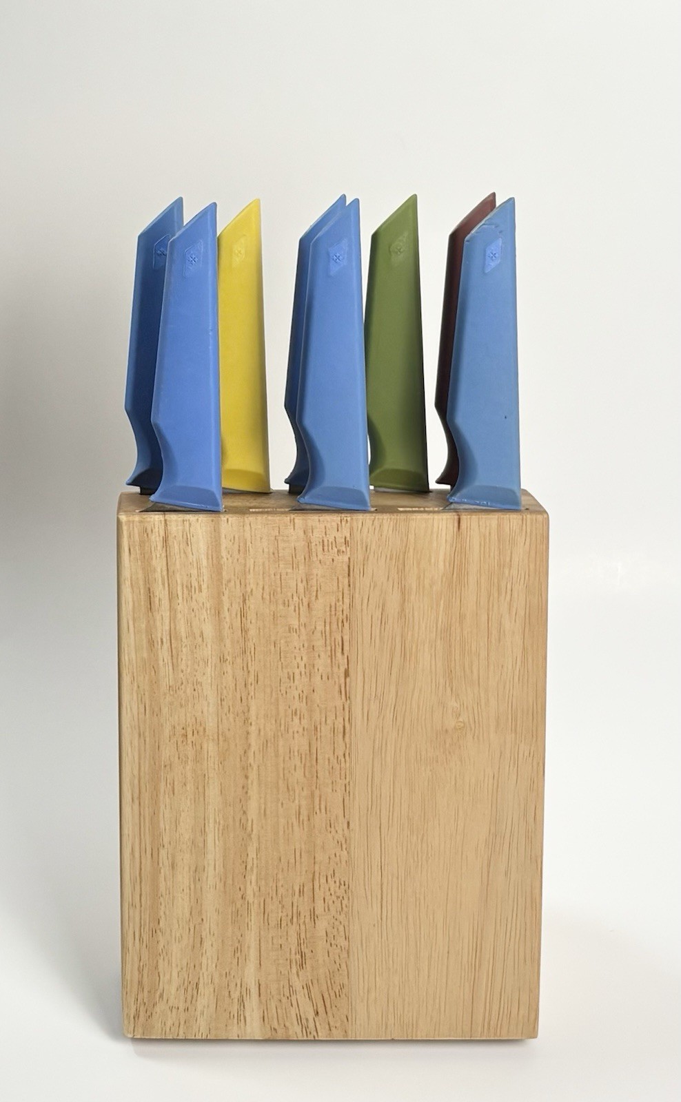 Rachael Ray Füri Gusto-Grip 8-Knife Set with Wood Block Discontinued Color Way