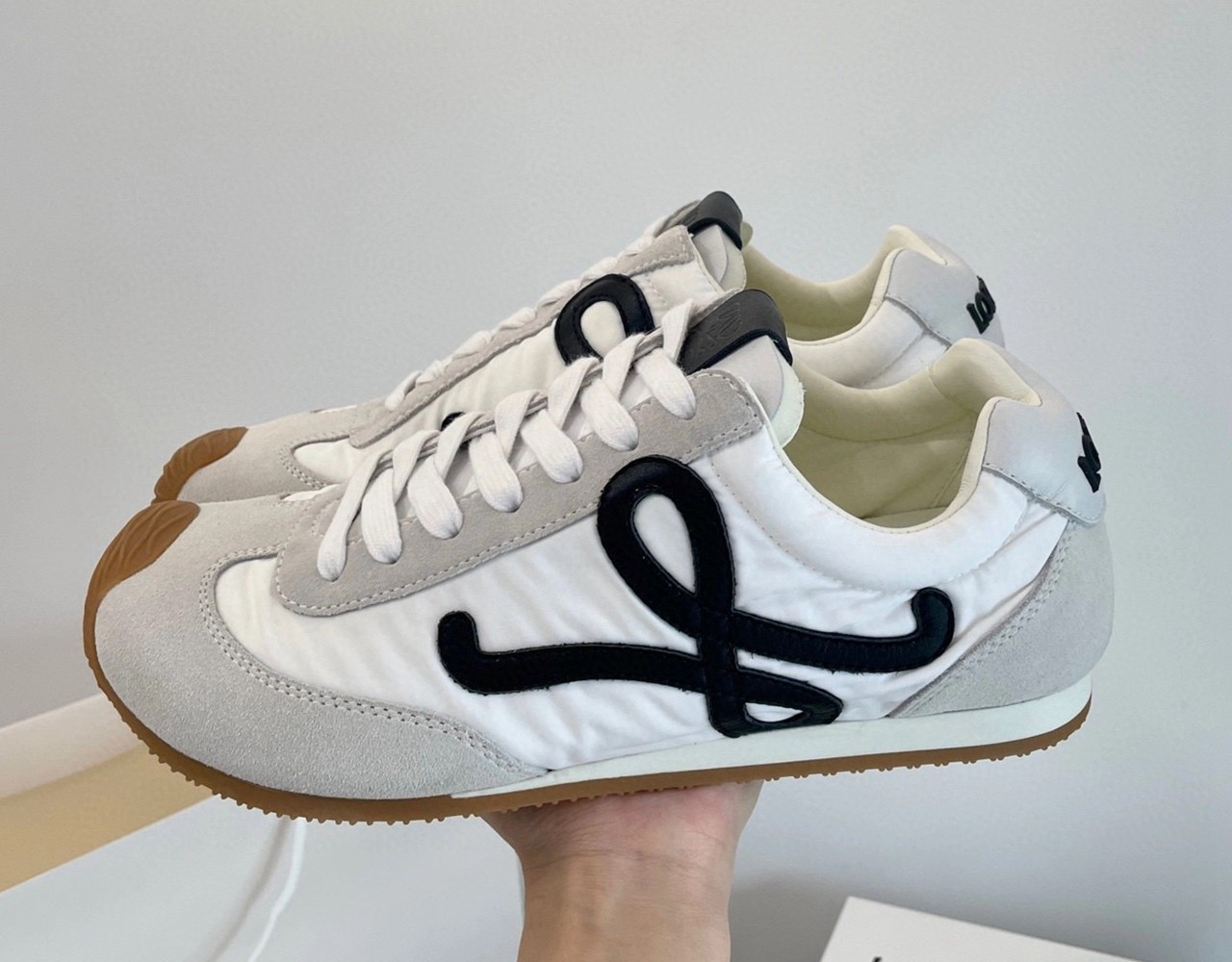 Loewe Ballet Runner 2.0 White&Black Casual Shoes Retro | Men Loewe Ballet Runner 2.0 White&Black Casual Shoes Retro | Men