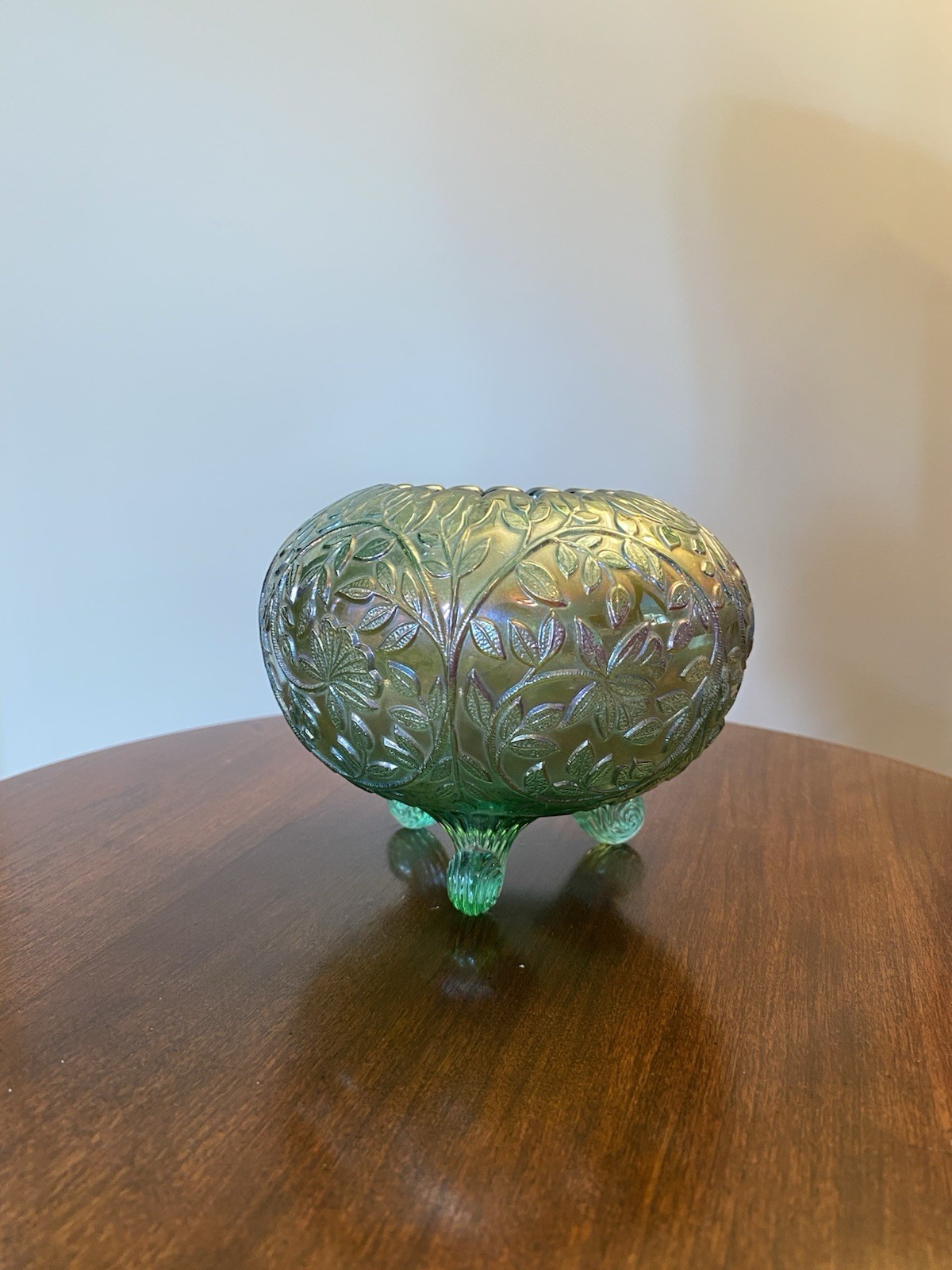 Westmoreland Iridescent Green Carnival Glass Rose Bowl Louisa Pattern Footed Westmoreland Iridescent Green Carnival Glass Rose Bowl Louisa Pattern Footed