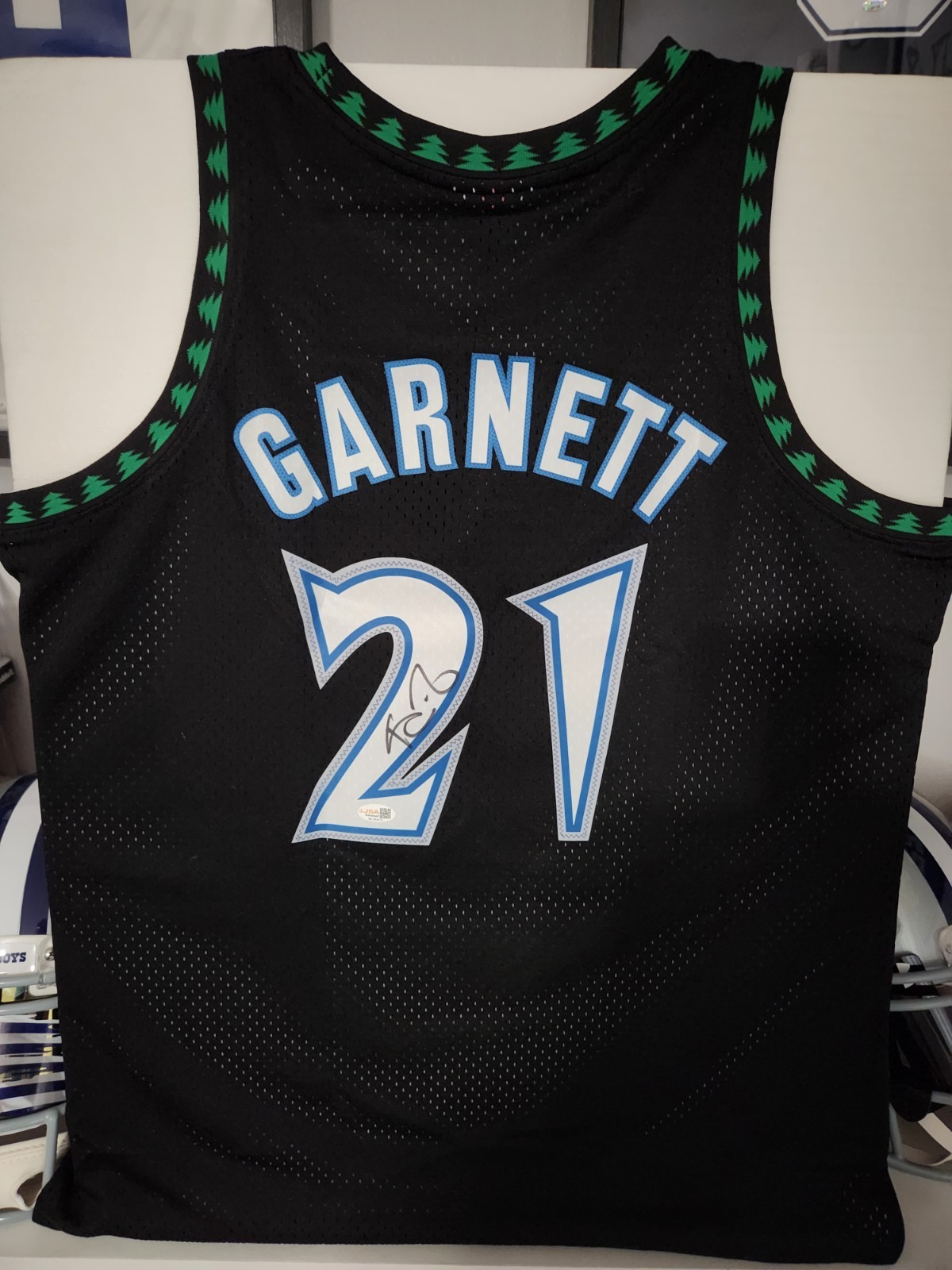 1997-98 Kevin Garnett Signed Minnesota Timberwolves Mitchell & Ness HWC Swingman