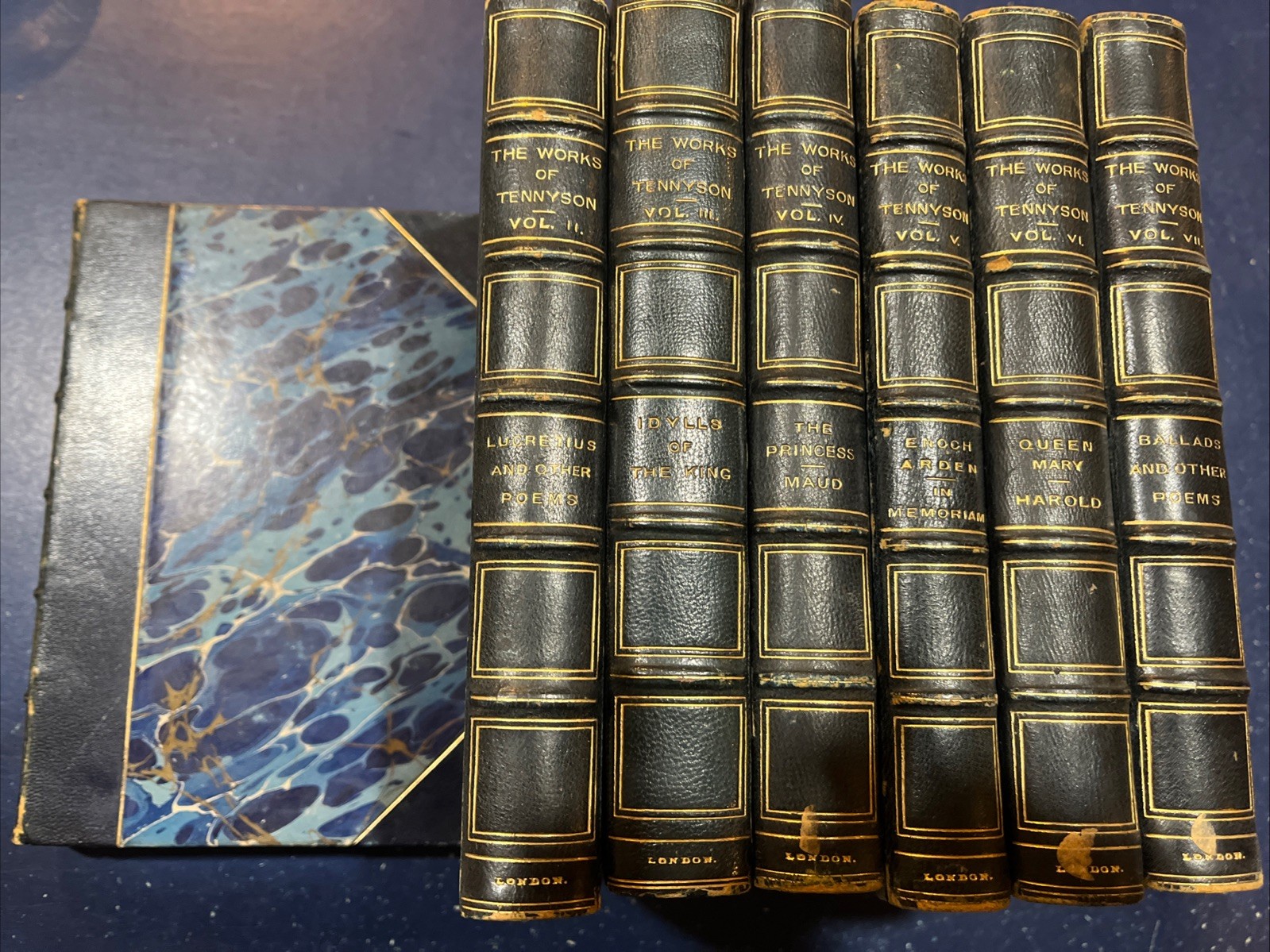 The Works Of Alfred Lord Tennyson Ten 1884 Macmillan Marbled HC, 7 Vol. Set