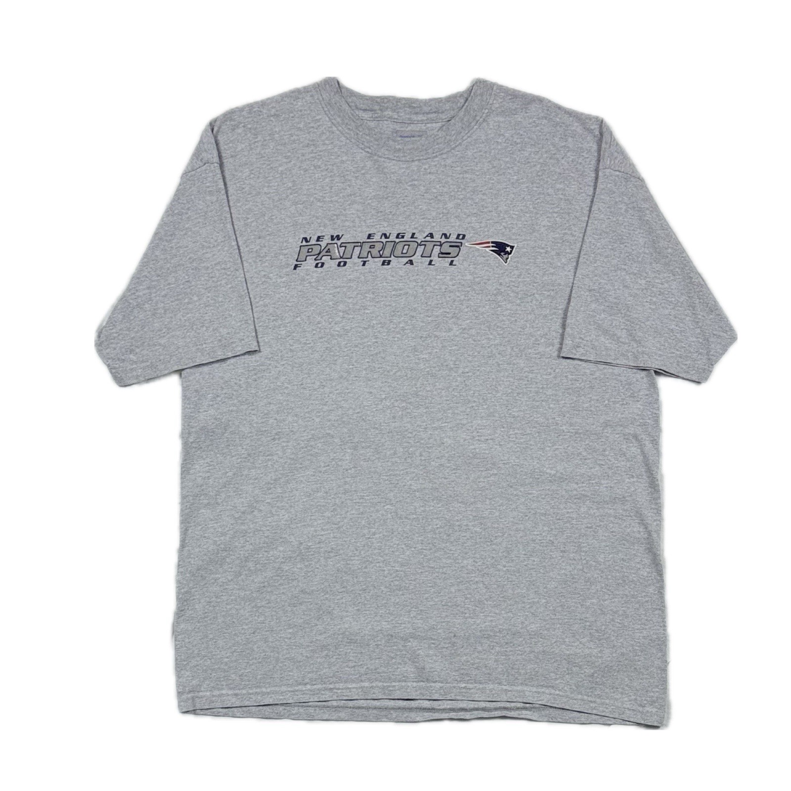 Vintage Y2K Reebok NE Patriots grey graphic t shirt men XL
