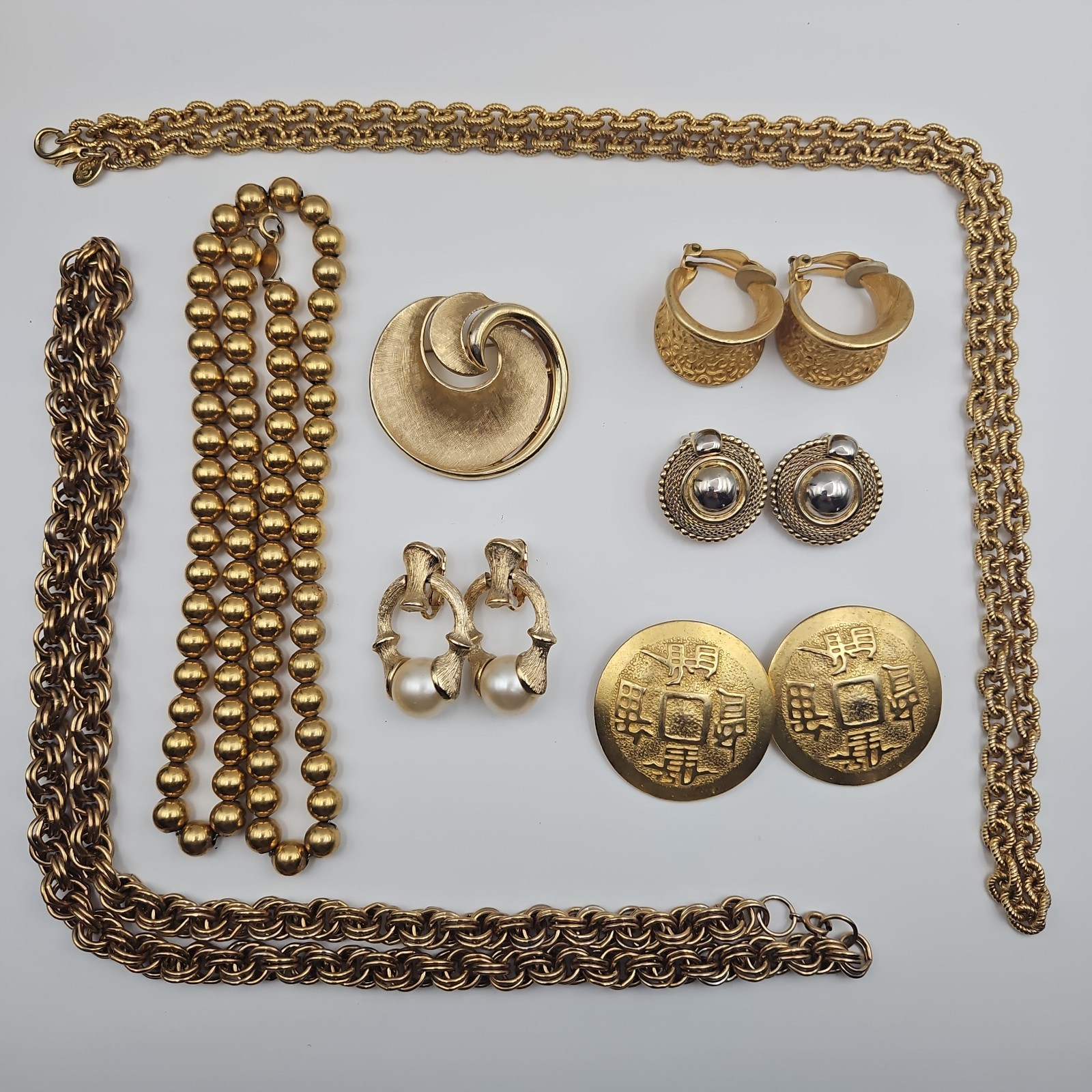 VTG 80s 90s Gold Tone Jewelry Lot Dauplaise Kramer Trifari Sara Cov Anne Klein 