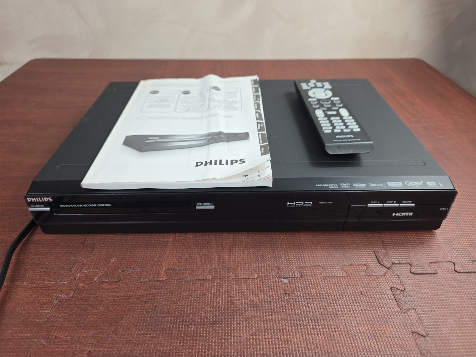 Philips DVDR3576H HDD & DVD Recorder Player 160gb W/Remote and Manual 