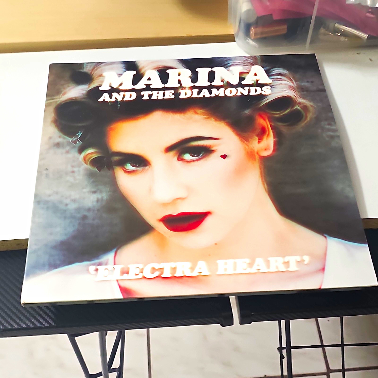 Marina and the Diamonds Electra Heart Record