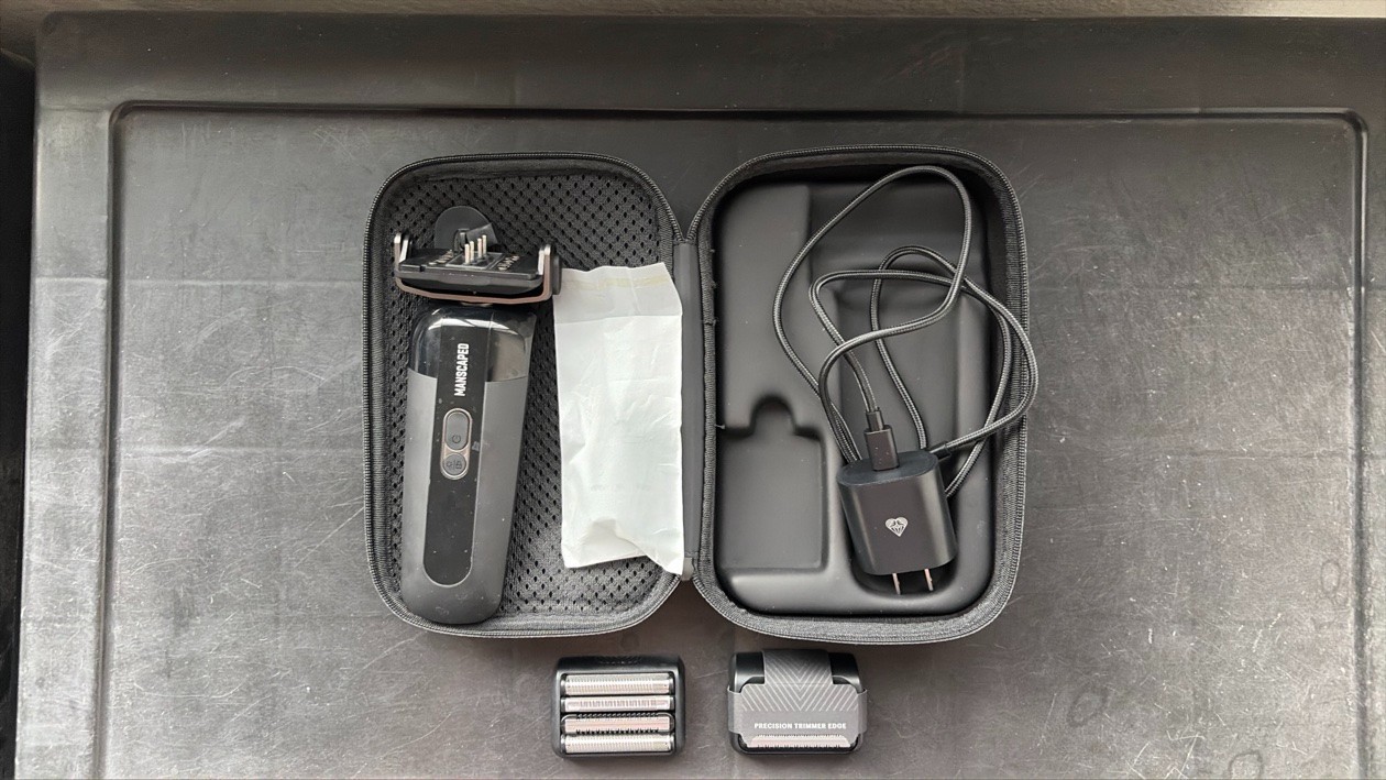 Manscaped The Chairman Pro Electric Foil Face Shaver – Slightly Used