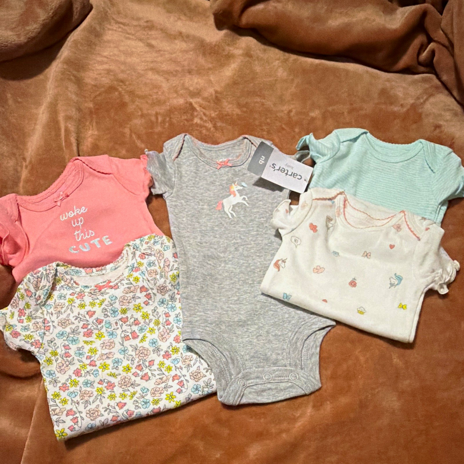 Carter's Newborn Girls 5-Pack Short Sleeve Cotton Knit Bodysuits Floral Unicorn Carter's Newborn Girls 5-Pack Short Sleeve Cotton Knit Bodysuits Floral Unicorn