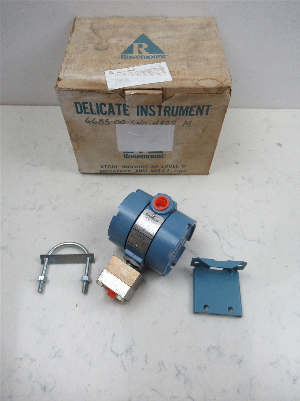 NEW Rosemount 1144 Pressure Transmitter 1144G0600A22 600 PSI NOS Complete Unit NEW Rosemount 1144 Pressure Transmitter 1144G0600A22 600 PSI NOS Complete Unit