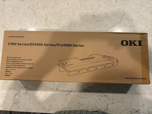One New Oki Data Waste Toner 45531502 for Oki Data C900/ES9000/PRO9000 Series