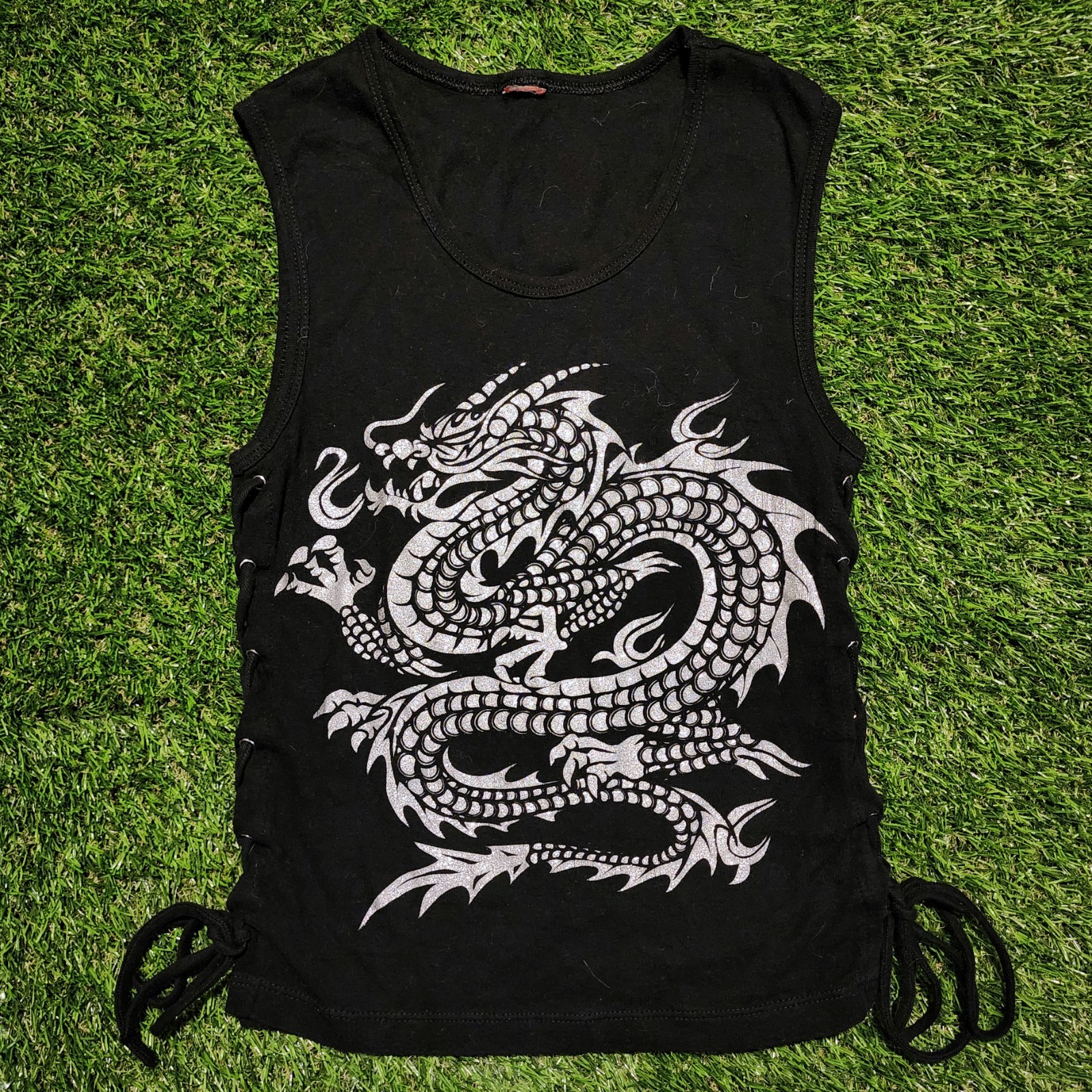 Y2k 2000s Vintage Dragon Graphic Glitter Print Sleeveless Lace-Up Side Tank Top Y2k 2000s Vintage Dragon Graphic Glitter Print Sleeveless Lace-Up Side Tank Top