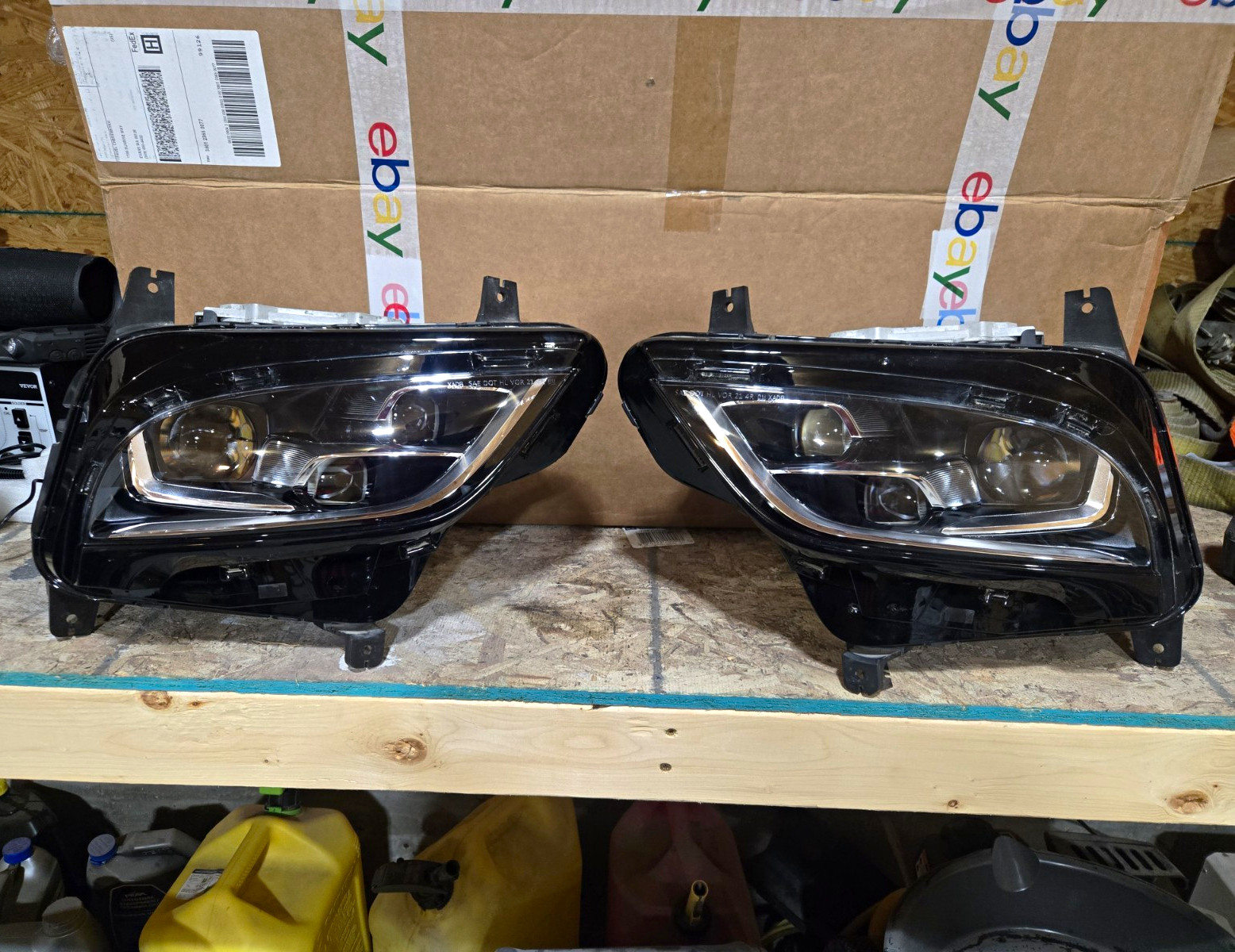 2024 BUICK ENCLAVE AVENIR OEM COMPLETE PAIR OF HEADLIGHTS WITH MODULES