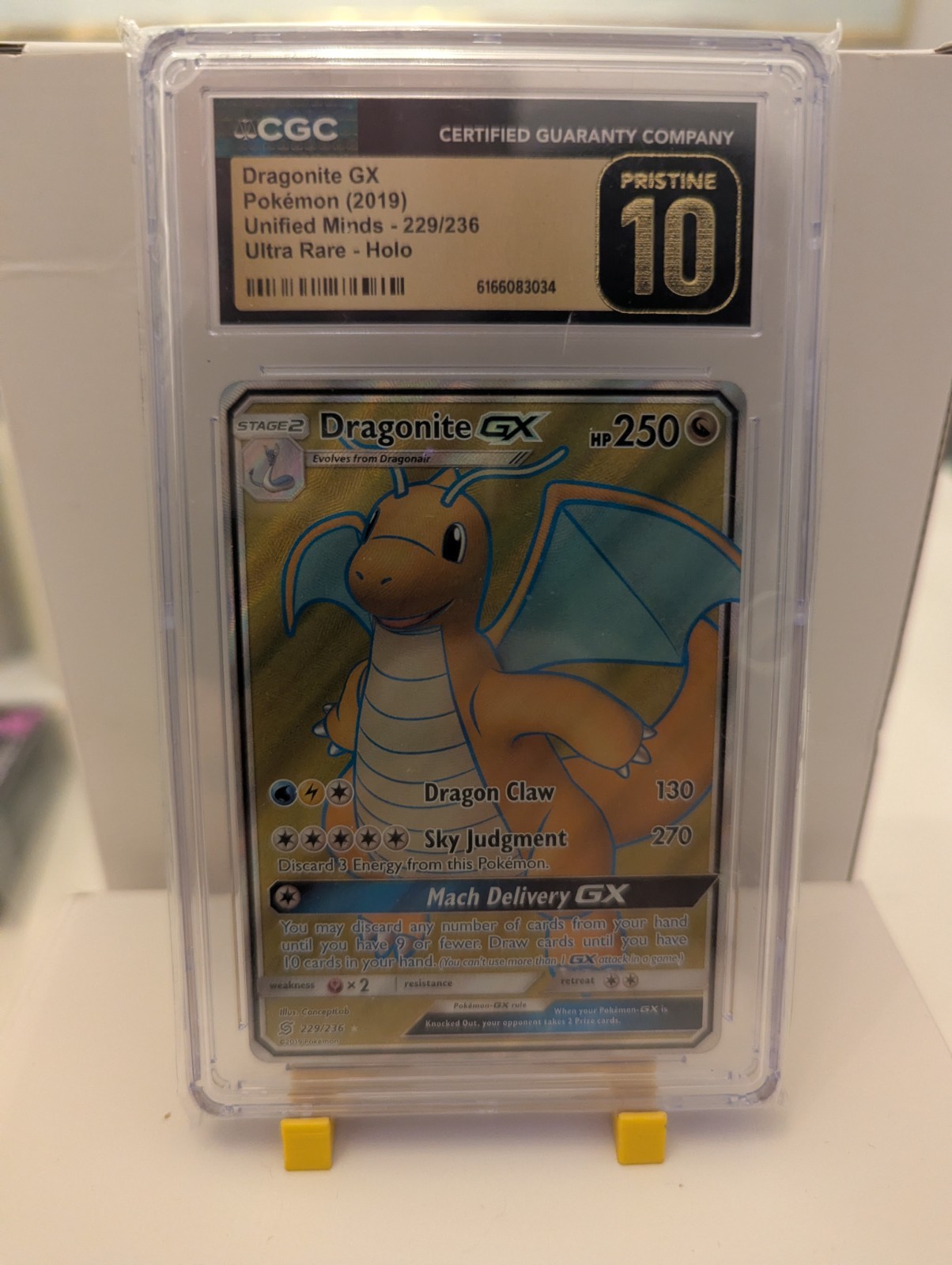 Pokemon Dragonite GX 229/236 Ultra Rare Unified Minds - CGC 10 PRISTINE Pokemon Dragonite GX 229/236 Ultra Rare Unified Minds - CGC 10 PRISTINE