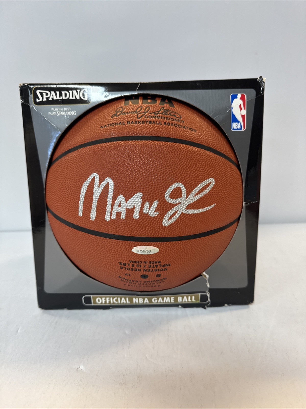 Magic Johnson Signed Spalding Official NBA Basketball &TriStar COA in Silver Pen