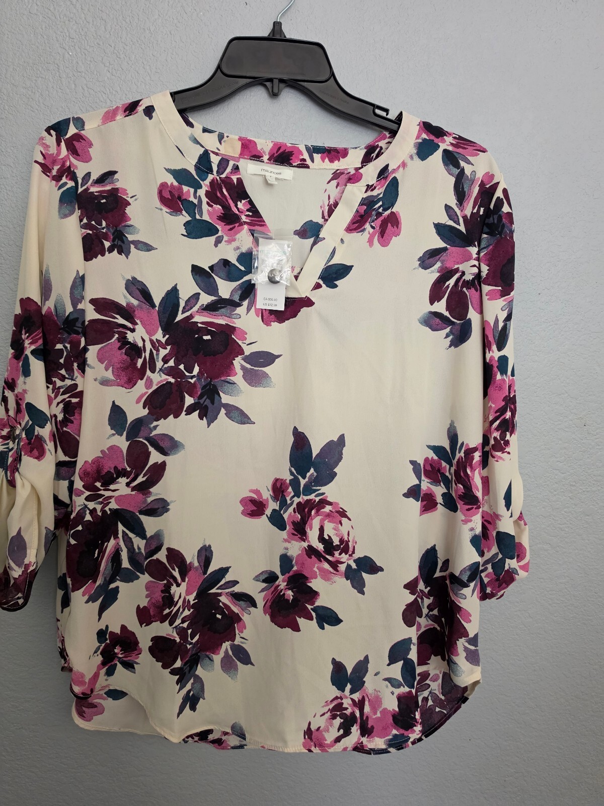 Maurices Women\'s XL Floral V-Neck Blouse 100% Polyester Cream Purple Maurices Women\'s XL Floral V-Neck Blouse 100% Polyester Cream Purple