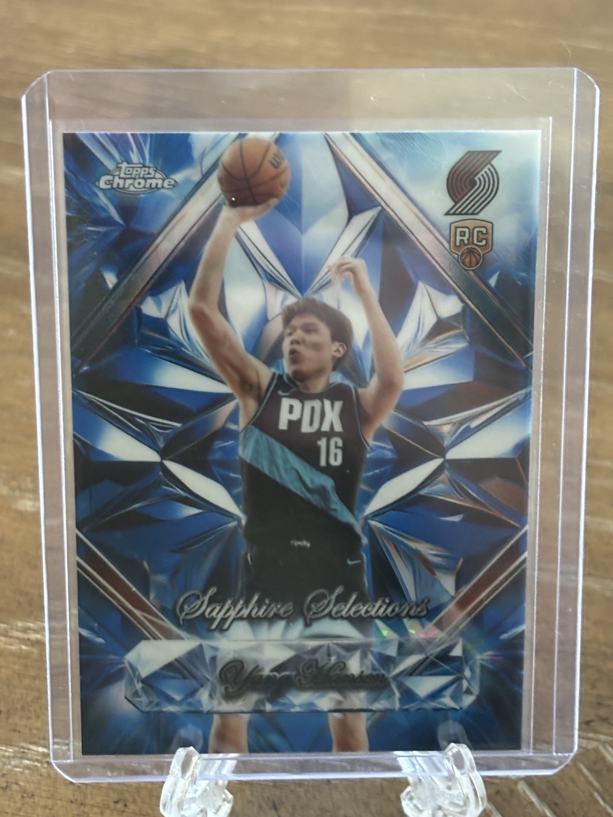2025-26 Topps Chrome Update Sapphire - Yang Hansen Sapphire Selections
