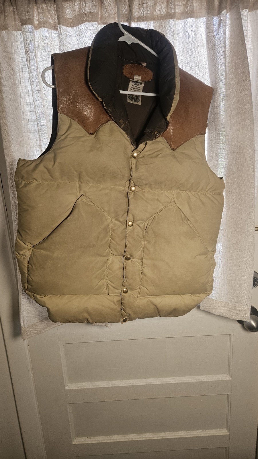 Vintage 70s Rocky Mountain Featherbed Co. Down Vest Size 44
