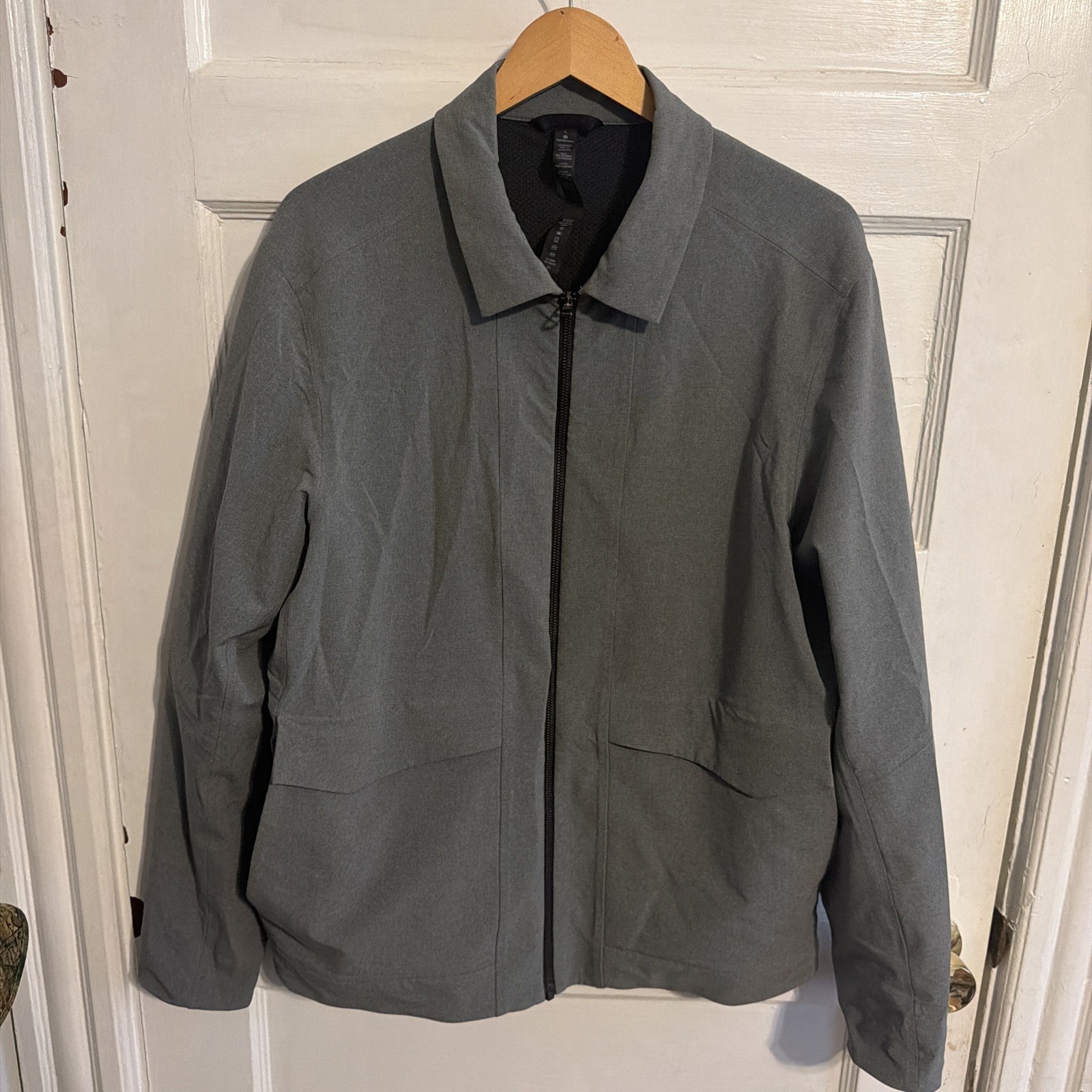 Lululemon Men’s Gray Jacket Large 