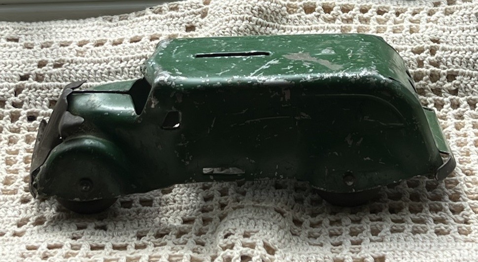 Vintage 1930s Marx Wyandotte Pressed Steel Armored Bank Toy Truck Green