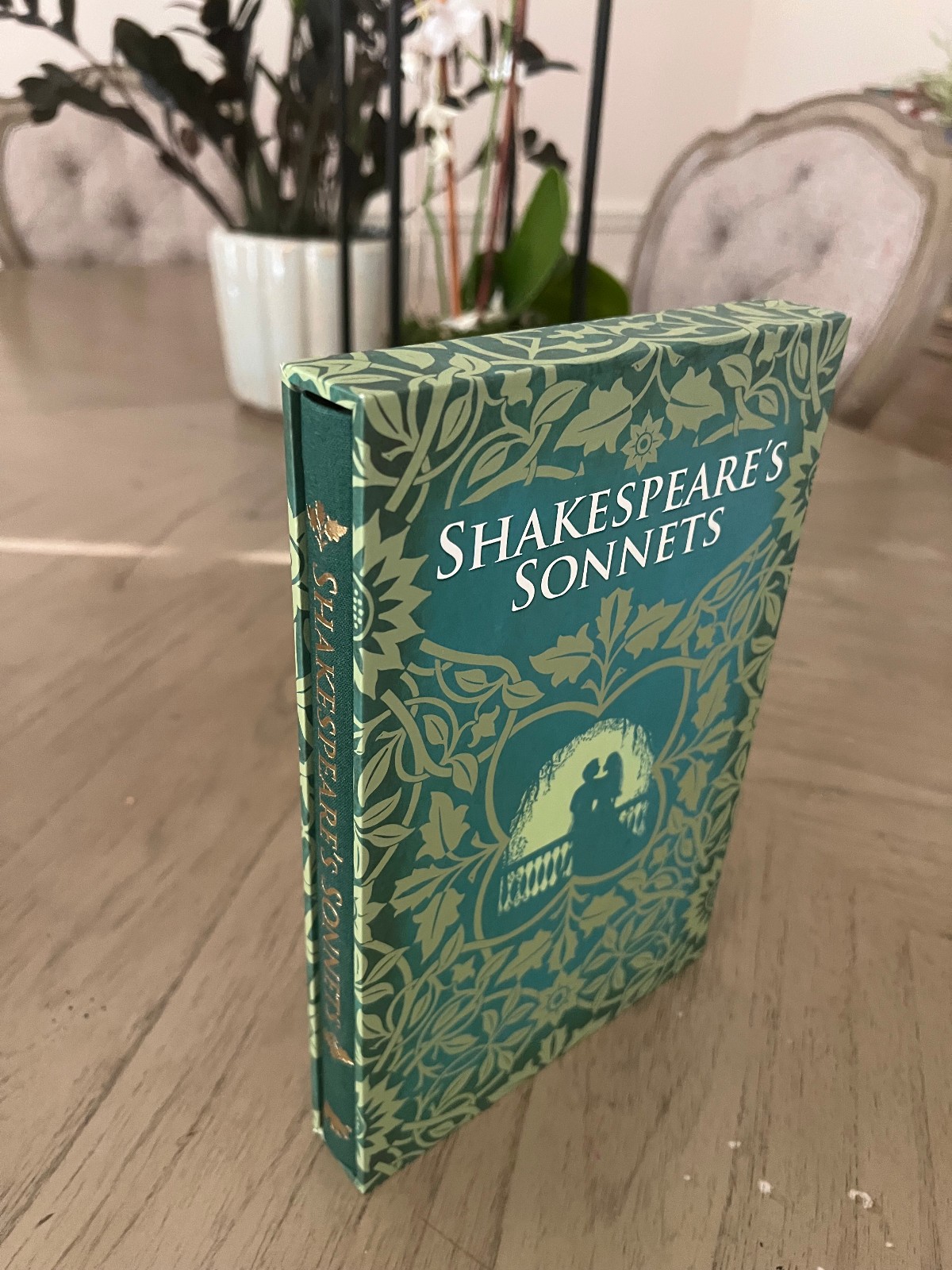 Shakespeare's Sonnets Deluxe HardCover Edition in Slip Case, New