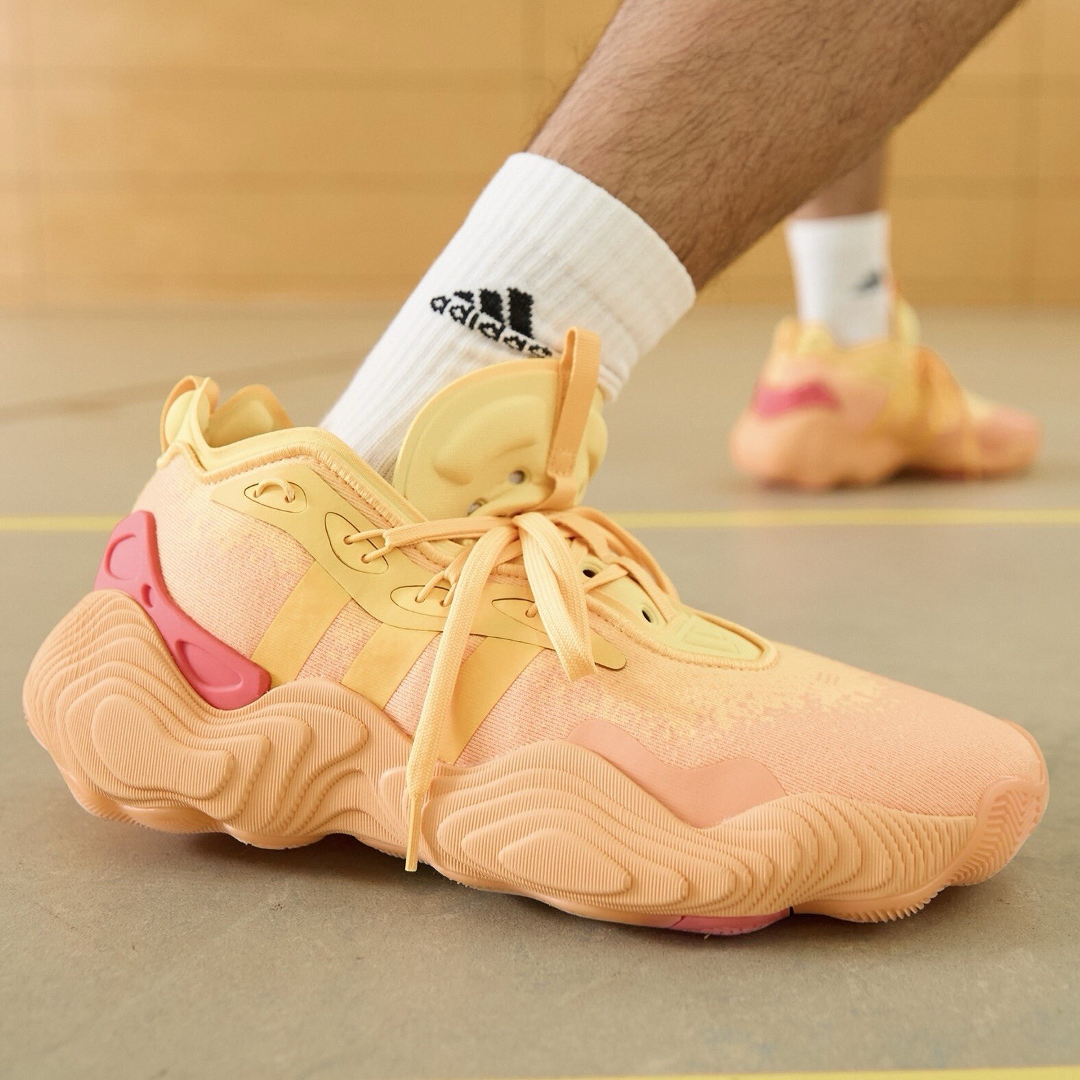 Adidas Trey Young Men’s Basketball Shoe Athletic Sneakers Trainers Footwear #706 Adidas Trey Young Men’s Basketball Shoe Athletic Sneakers Trainers Footwear #706