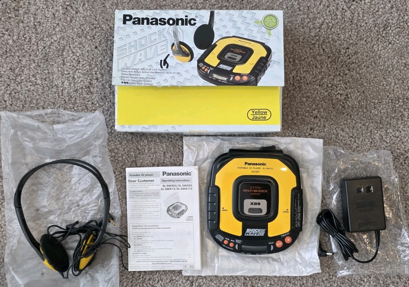 New Panasonic ShockWave SL-SW405 Portable CD Player Yellow Box Manual AC Bundle