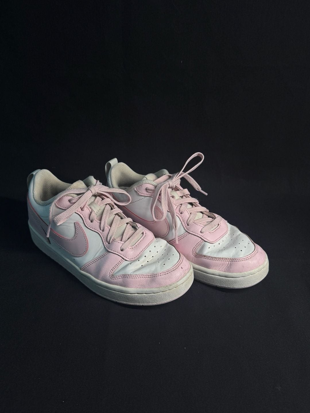 Nike pink kids size 7