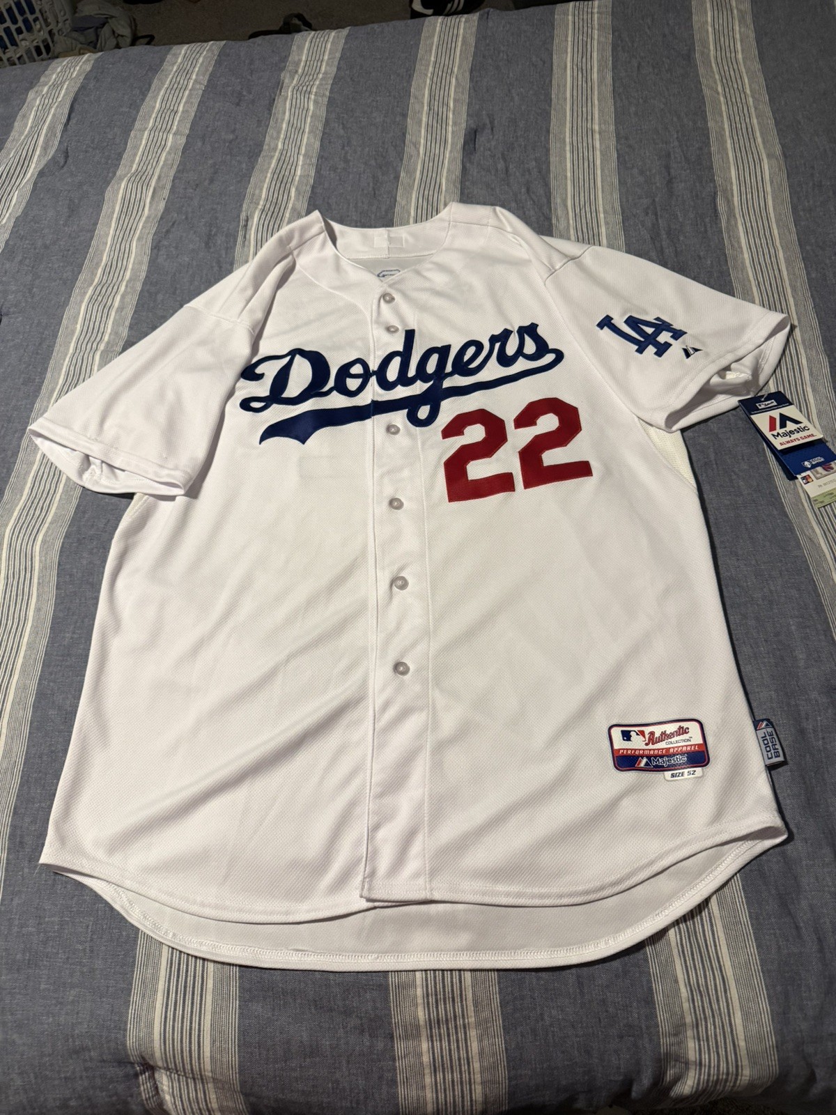 NWT 2008-2015 Los Angeles Dodgers Clayton Kershaw Home Majestic Size 52 Jersey NWT 2008-2015 Los Angeles Dodgers Clayton Kershaw Home Majestic Size 52 Jersey