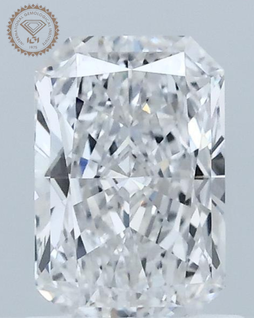 Radiant E VVS2 2.00 CT Excellent IGI Certified Loose Lab Grown Diamond