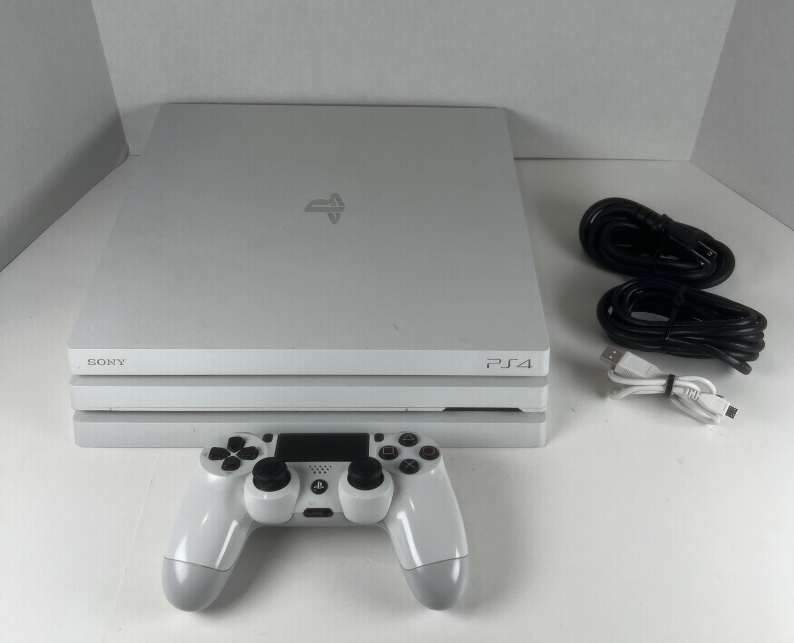 PlayStation 4 Pro PS4 1TB White Console Gaming System CUH-7015B Bundle-Tested PlayStation 4 Pro PS4 1TB White Console Gaming System CUH-7015B Bundle-Tested