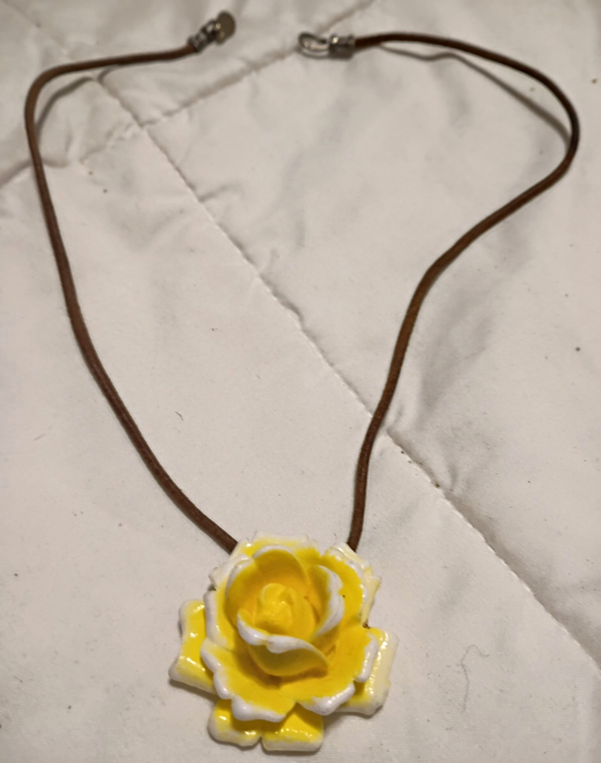 Authentic Tarina Tarantino Handcrafted Lucite Rose Necklace