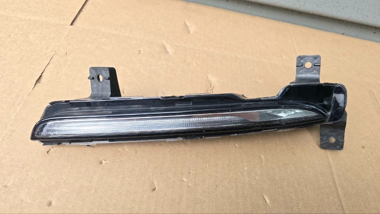 2017-2024 Porsche 718 Boxter OEM DRL Fog Light Right Passenger side