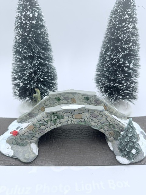 Lemax Christmas Village Ye Olde Bridge #03328 Stone Look with Bird Snow & Tree