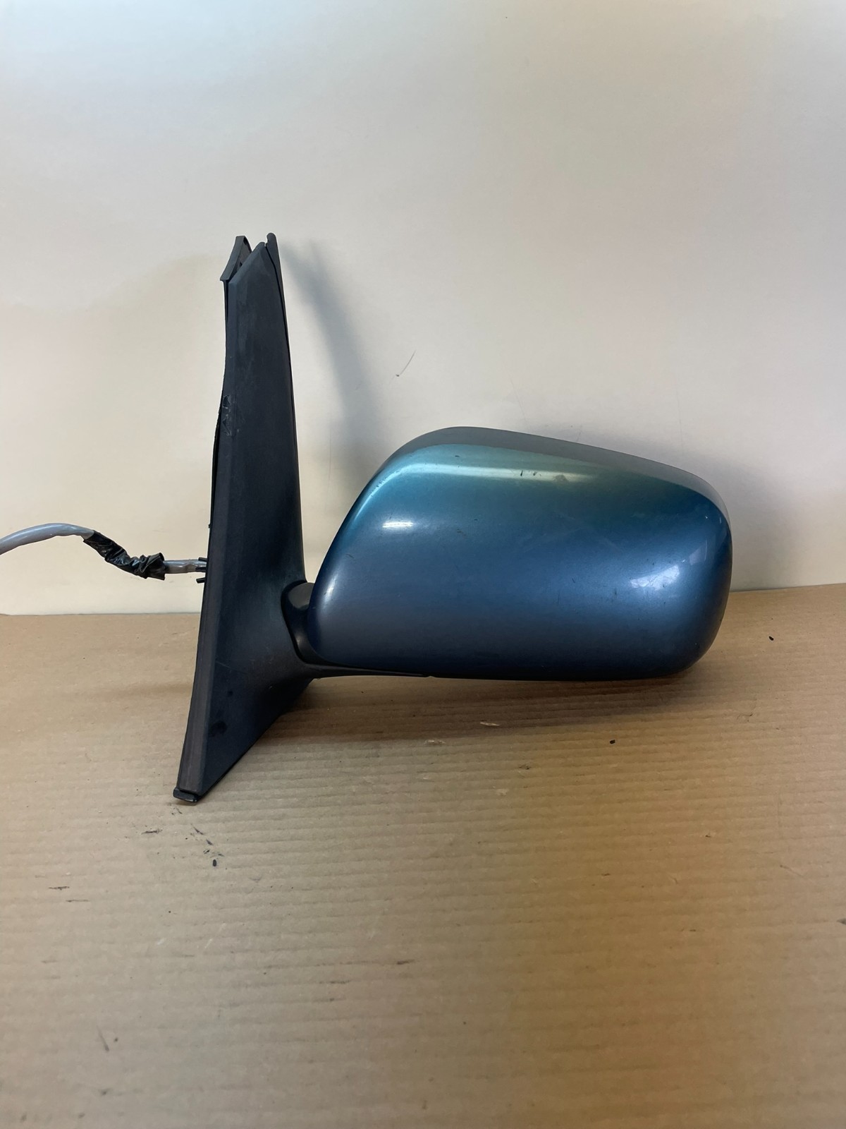 2004 to 2009 Toyota Prius Left Driver Side View Door Mirror AH8651 DG