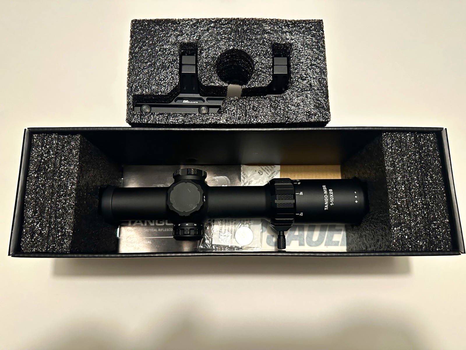 LNIB SIG SAUER TANGO-MSR 1x10x26mm FFP BDC10 Reticle ALPHA Cantilever Mount LNIB SIG SAUER TANGO-MSR 1x10x26mm FFP BDC10 Reticle ALPHA Cantilever Mount