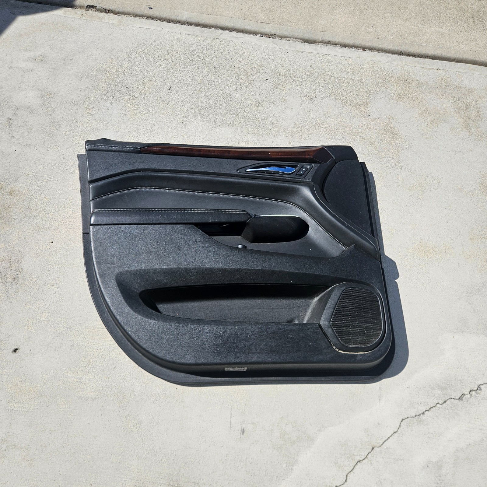 2010 - 2016 Cadillac SRX Front Left LH Drivers Door Card Trim Panel Black OEM