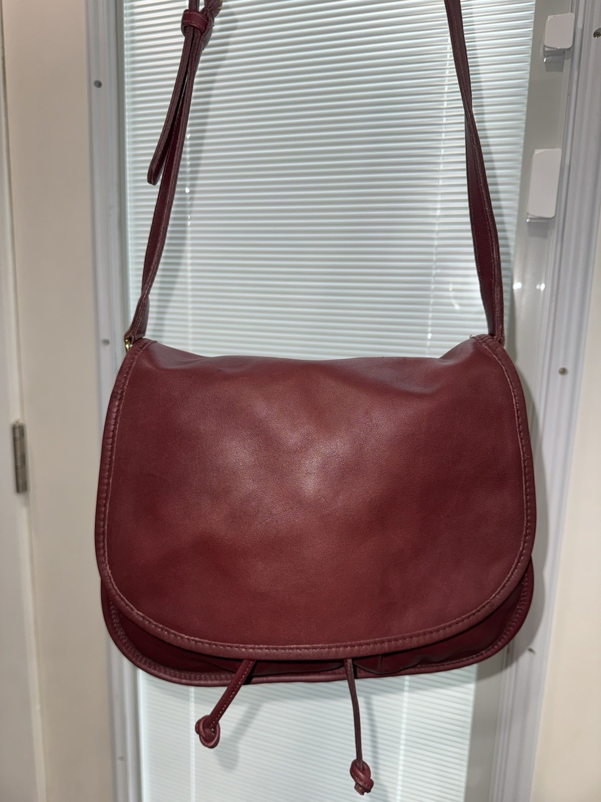 Coach#4050 Vintage Burgundy Leather Shoulder Bag w/ Hangtag & Certificate