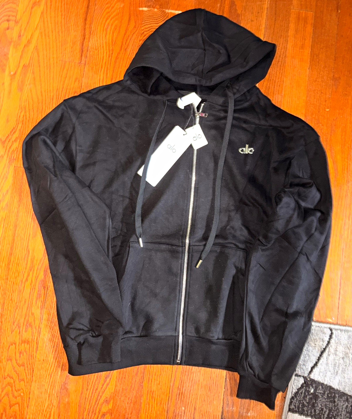 Black ALO zip up S/M/L Black ALO zip up S/M/L