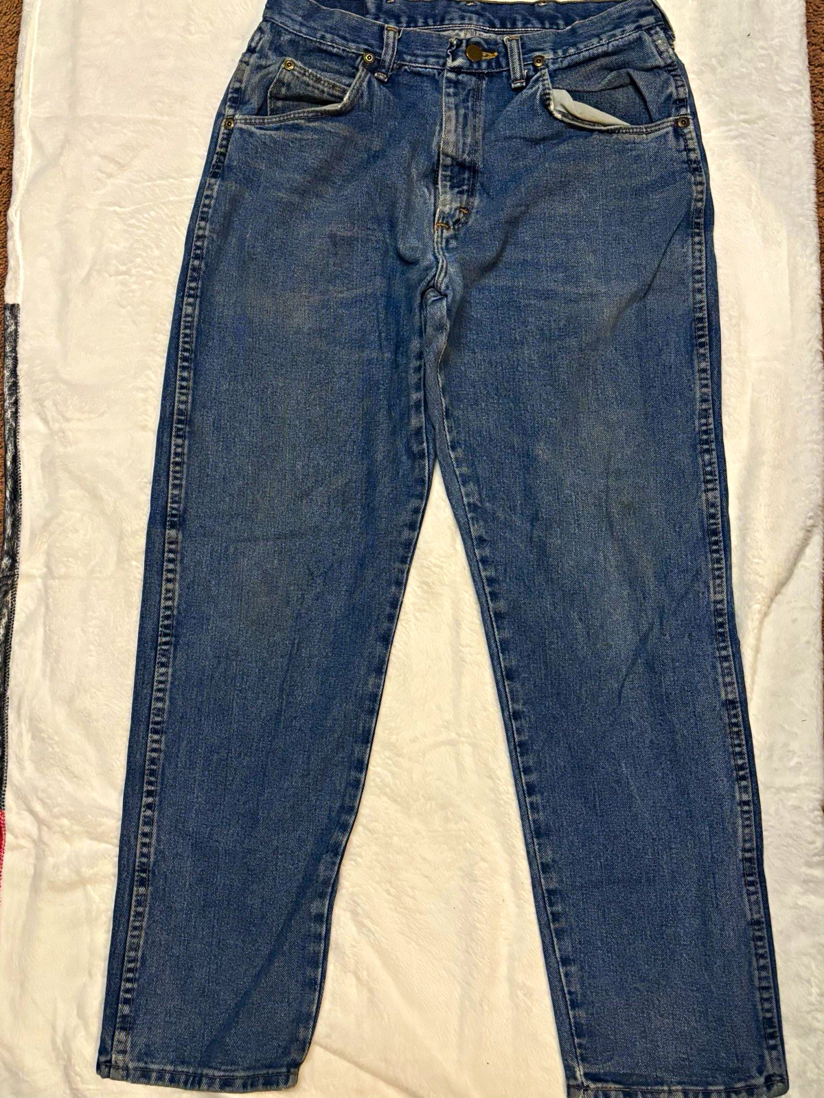 Vintage 1990’s Wrangler Authentic Jeans premium quality Made in USA Vintage 1990’s Wrangler Authentic Jeans premium quality Made in USA