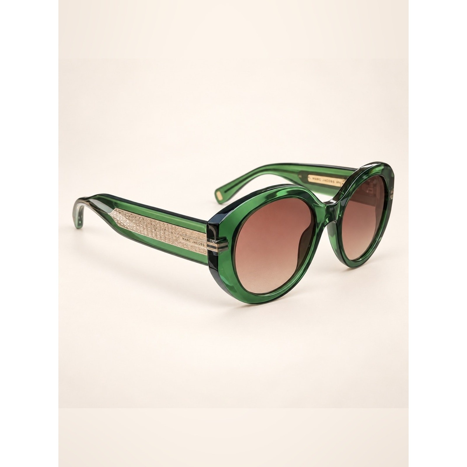 Marc Jacobs Women\'s Green Sunglasses with Brown Gradient Lenses. NWT Marc Jacobs Women\'s Green Sunglasses with Brown Gradient Lenses. NWT