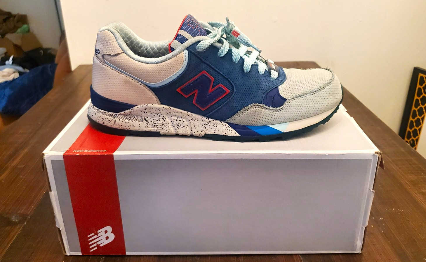 New Balance x Kith/Ronnie Fieg 850 Brooklyn Bridge Size 9.5