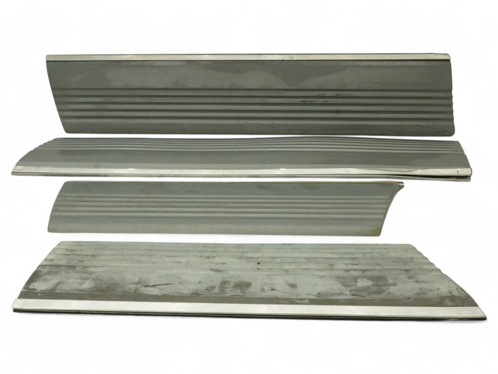 1981 - 1985 Mercedes Benz S Class W126 Tri Mcover Panel Door Molding Set Of 4