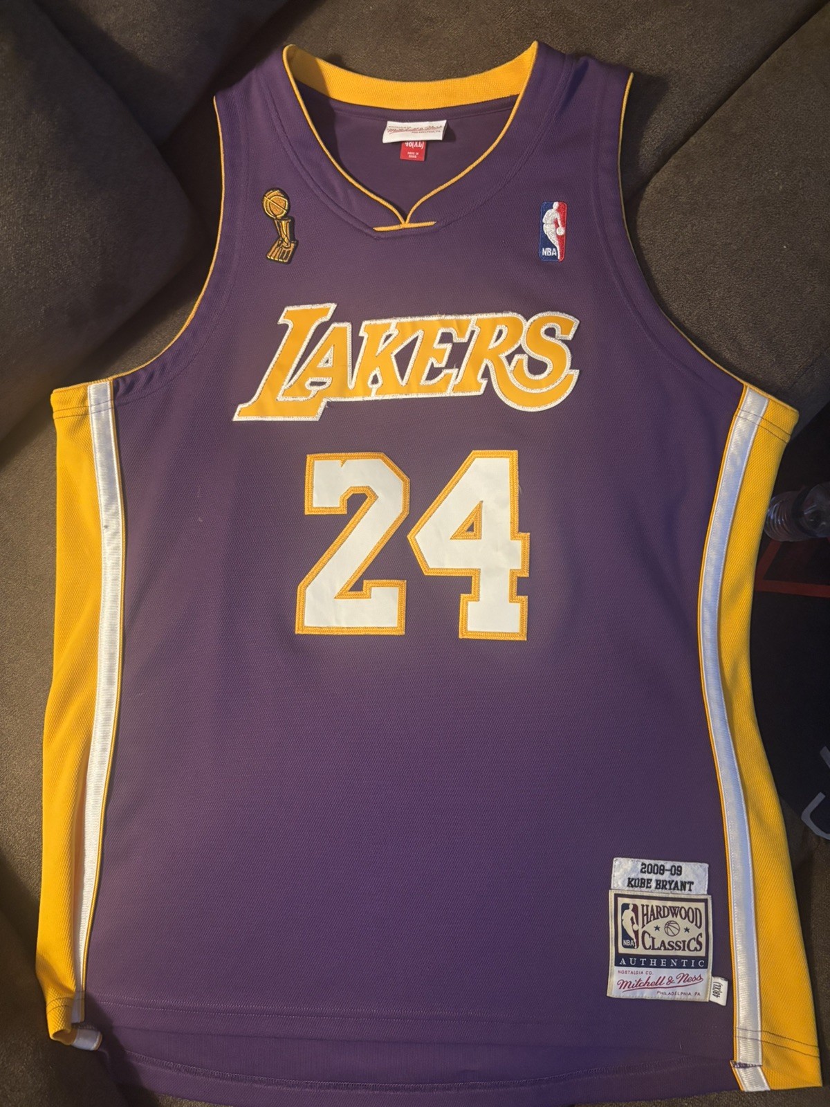 Kobe Bryant 24 Lakers Mitchell & Ness Authentic Jersey 48 XL 2008-09 NBA Finals Kobe Bryant 24 Lakers Mitchell & Ness Authentic Jersey 48 XL 2008-09 NBA Finals