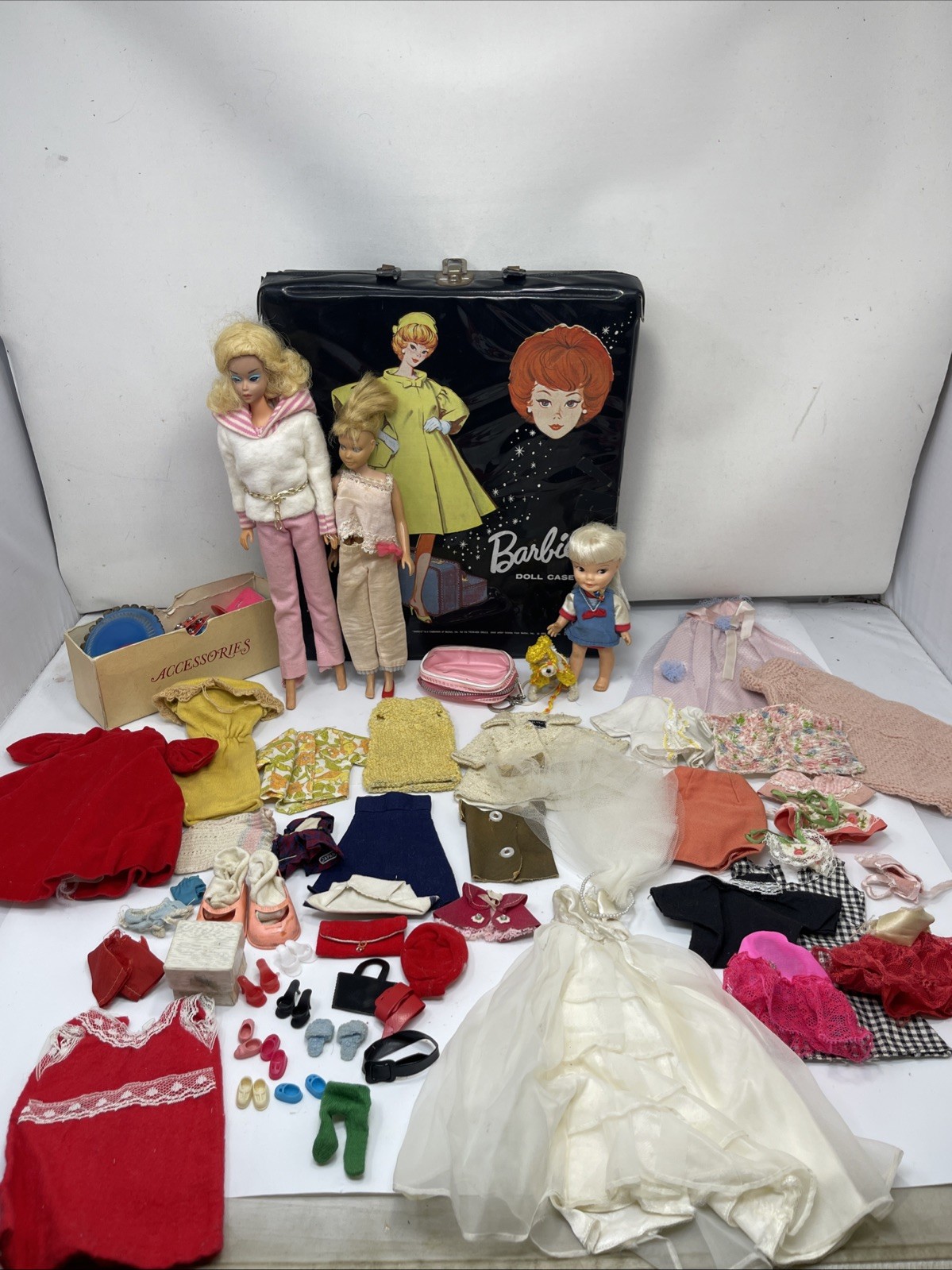Vintage Barbie Doll Lot 1960s 1970s Mattel Case Clothing Accessories Outfits